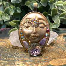 Load image into Gallery viewer, Goddess sculpted pendant