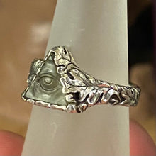 Load image into Gallery viewer, All Seeing Eye ring