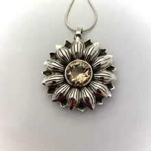 Load image into Gallery viewer, Citrine Sunflower pendant