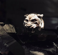 Load image into Gallery viewer, Panther Totem Silver Ring