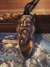 Load image into Gallery viewer, 'King of Air Element' Totem Pendant with Labradorite and Moldavite