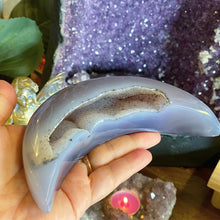 Load image into Gallery viewer, Carved Druzy Agate crescent moon