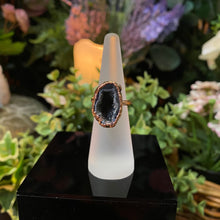 Load image into Gallery viewer, Agate Geode and Copper Ring