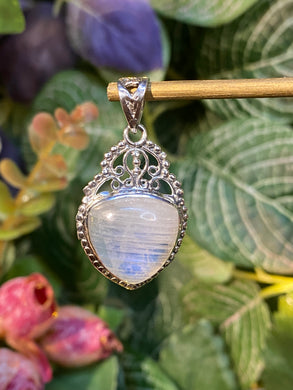 Moonstone silver pendant