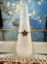 Load image into Gallery viewer, Star Marcasite silver ring