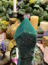 Load image into Gallery viewer, Green Aventurine large generator