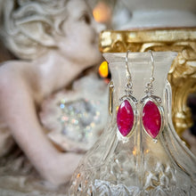 Load image into Gallery viewer, Indian Ruby crystal earrings