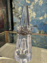 Load image into Gallery viewer, Marcasite Crown ring