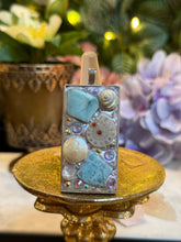 Load image into Gallery viewer, Beachcomber Treasure pendant