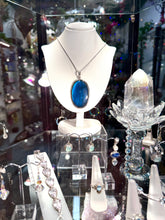 Load image into Gallery viewer, Super High grade Labradorite cabachon pendant and necklace