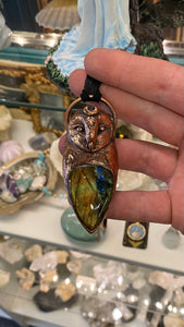 Barn Owl Totem Pendant with Labradorite Cabachon