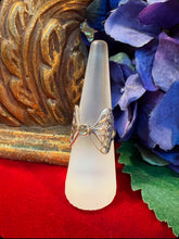 Load image into Gallery viewer, Labradorite Butterfly ring