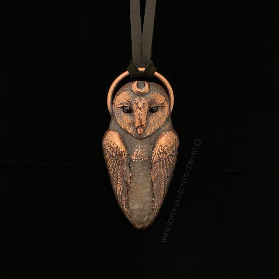 Barn Owl Totem Pendant with Spirit Quartz