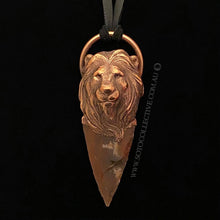 Load image into Gallery viewer, Lion Totem on knapped Agate Arrowhead Necklace