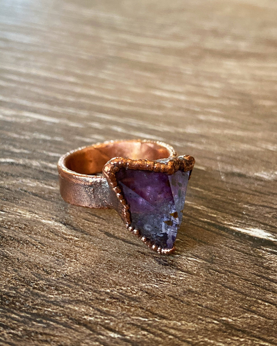 Amethyst point Copper Ring – Soto Collective