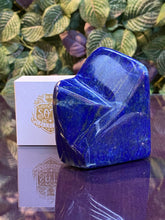 Load image into Gallery viewer, Lapis Lazuli Polished form