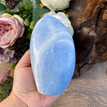 Load image into Gallery viewer, Blue Calcite Polished Form