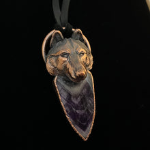 Load image into Gallery viewer, Wolf Totem pendant with Amethyst