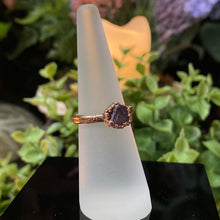 Load image into Gallery viewer, Ruby Corundum and Copper Ring