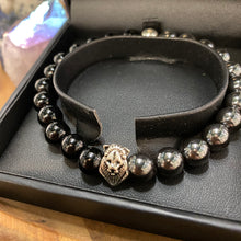 Load image into Gallery viewer, Black Onyx &amp; Hematite crystal bead bracelet