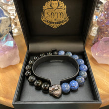 Load image into Gallery viewer, Dumortierite and Rainbow Obsidian unisex bracelet
