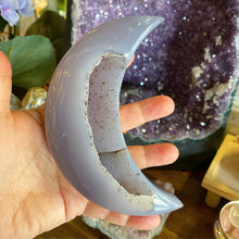 Load image into Gallery viewer, Carved Druzy Agate crescent moon