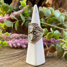 Load image into Gallery viewer, Moonstone sterling silver ring