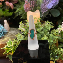Load image into Gallery viewer, Chrysoprase Relic Ring