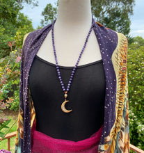 Load image into Gallery viewer, Purple Mashan Jade crescent moon mala