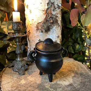 Cast iron cauldron - small