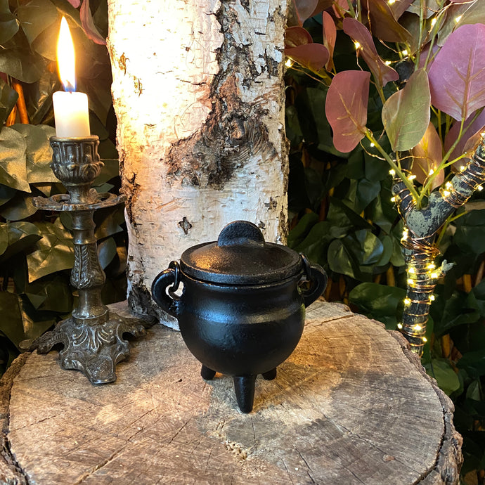 Cast iron cauldron - small