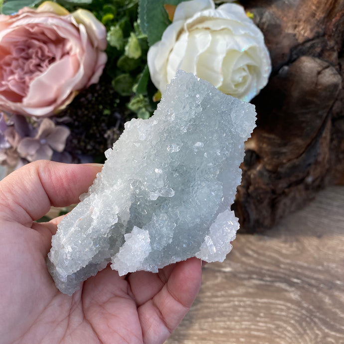 Duzy Apophylite crystal cluster