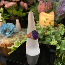 Load image into Gallery viewer, Amethyst Crystal Relic Ring